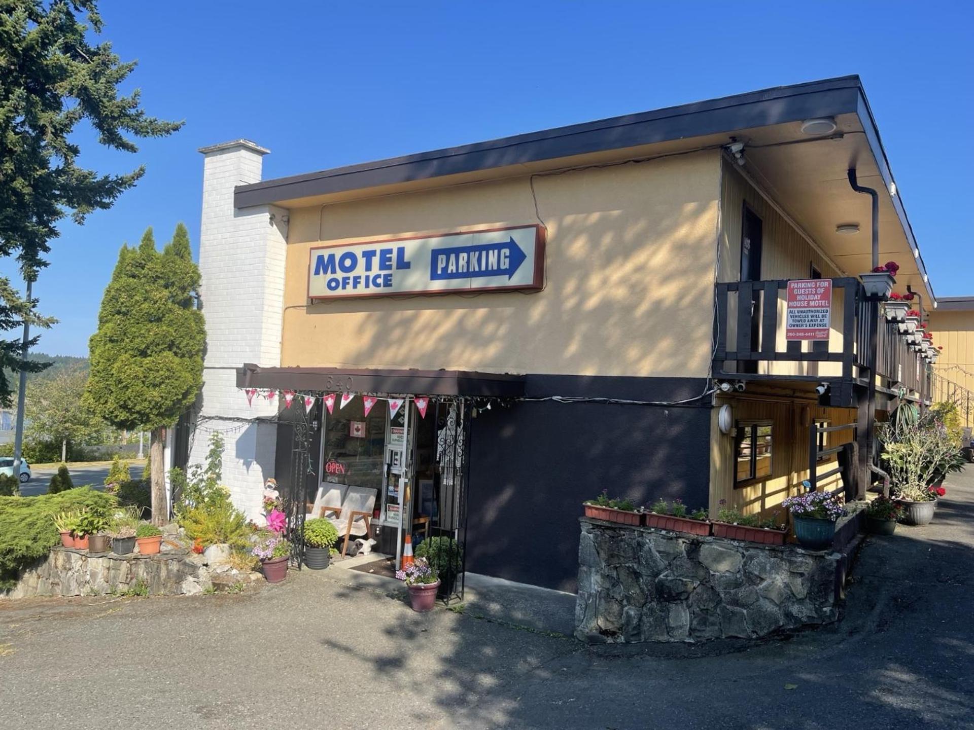 Holiday House Motel Ladysmith Extérieur photo