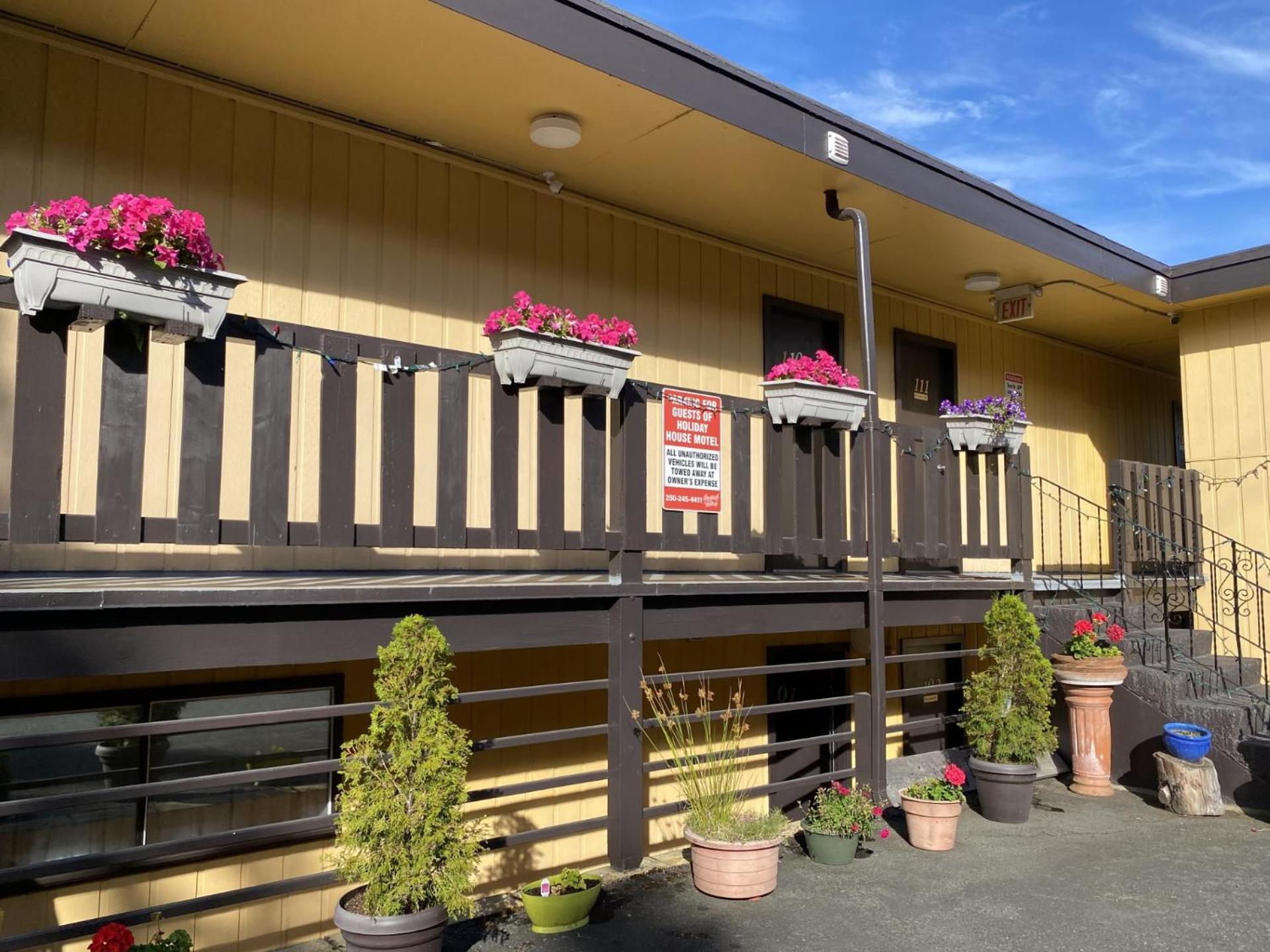 Holiday House Motel Ladysmith Extérieur photo