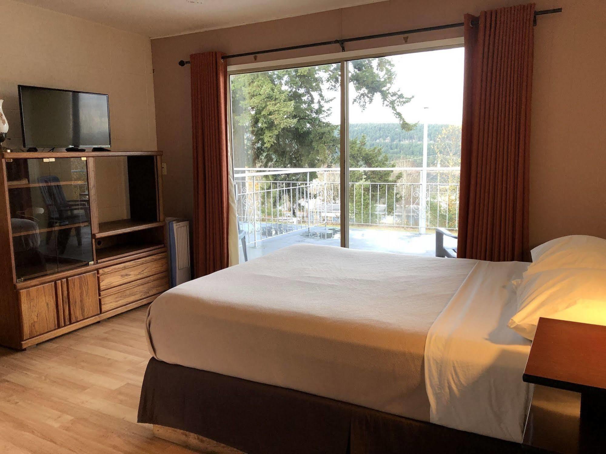 Holiday House Motel Ladysmith Extérieur photo